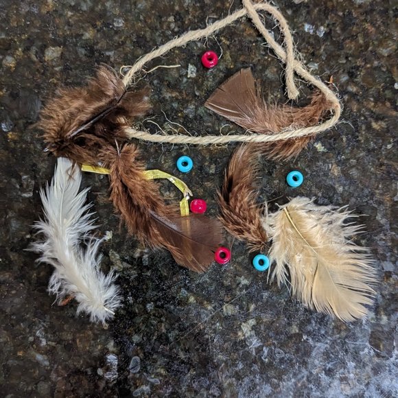 3 for $10 ⭐ Dream Catchers (Trade) Paperback – August 10, 1996 - Picture 3 of 4